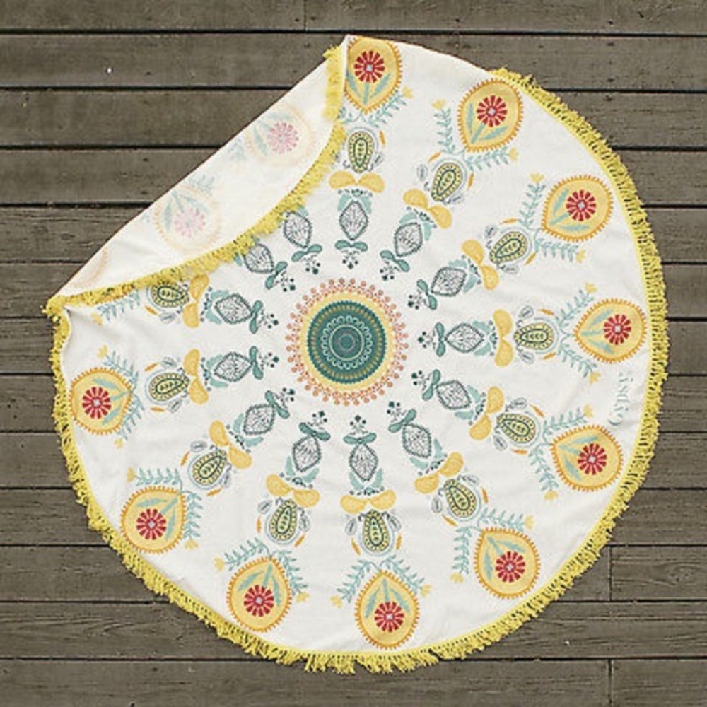 Gypsy 05 Roundie in Yellow Paisley